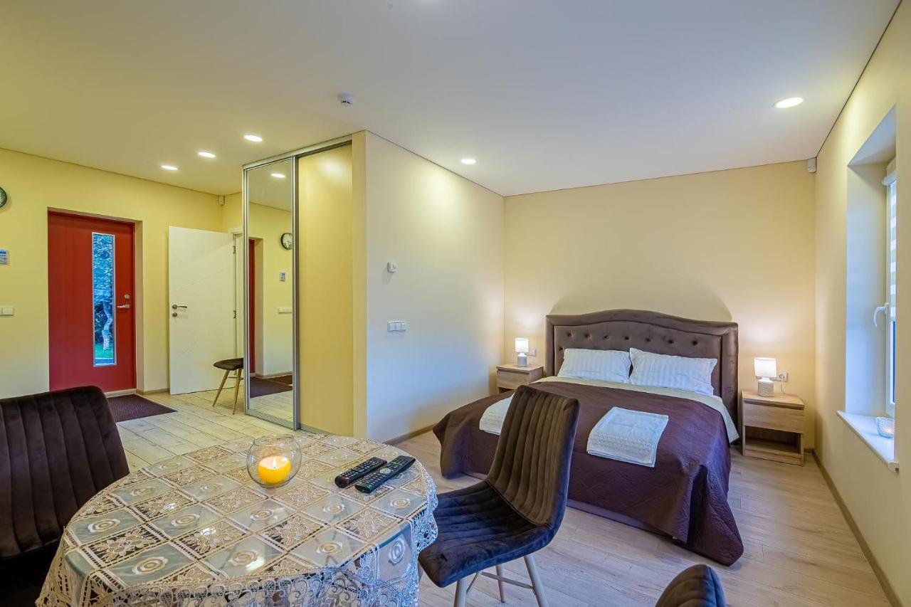 Liux Apartamentai Каунас Экстерьер фото