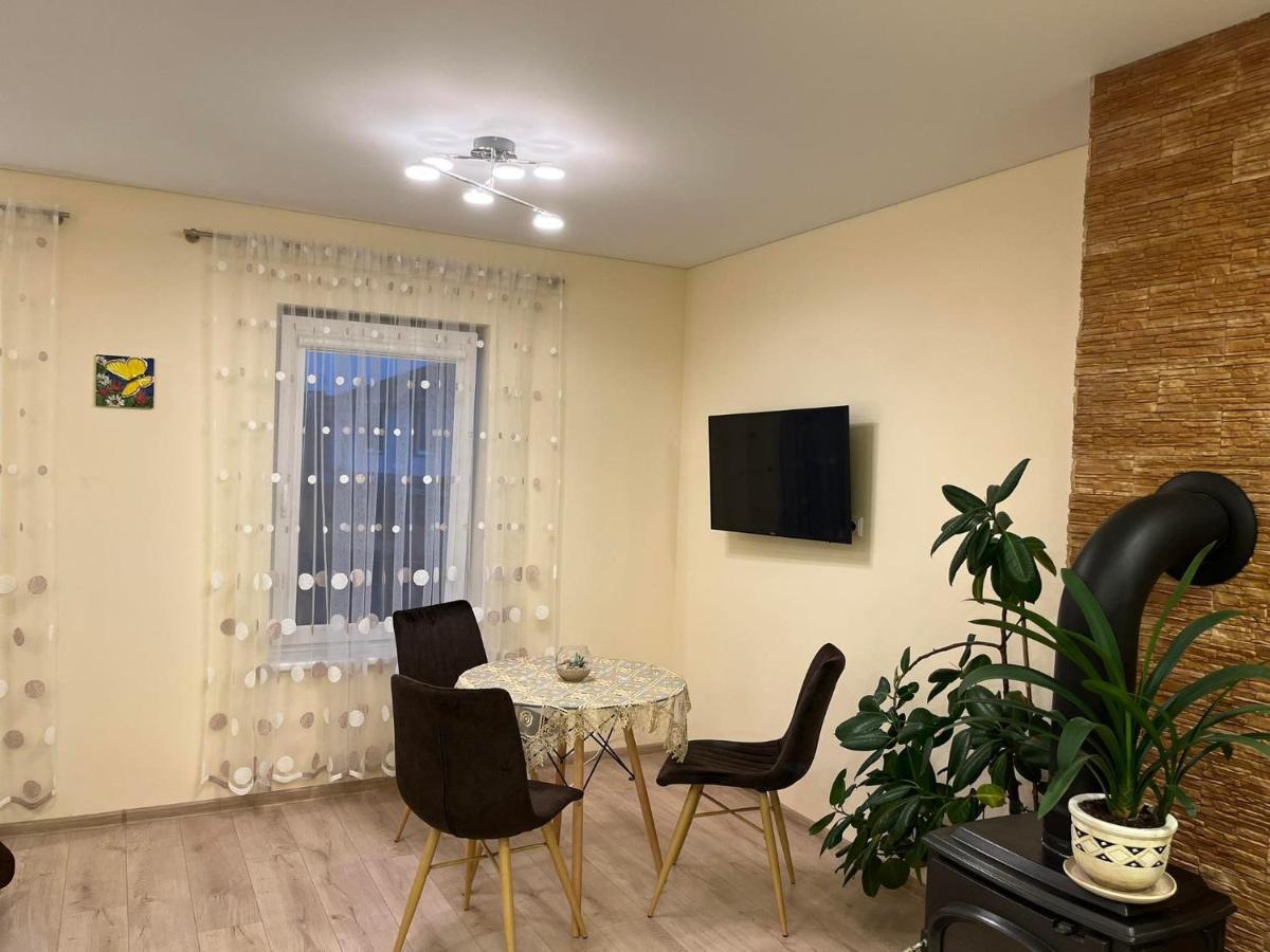 Liux Apartamentai Каунас Экстерьер фото